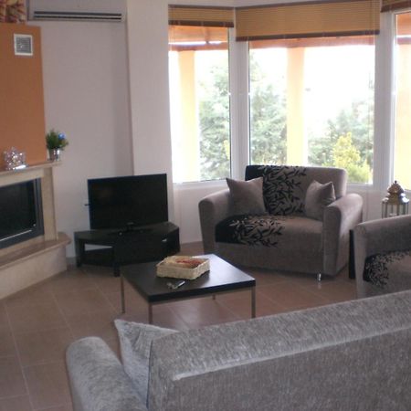 Wonderful Villa With Great View In Posidi-Kalandra Екстериор снимка
