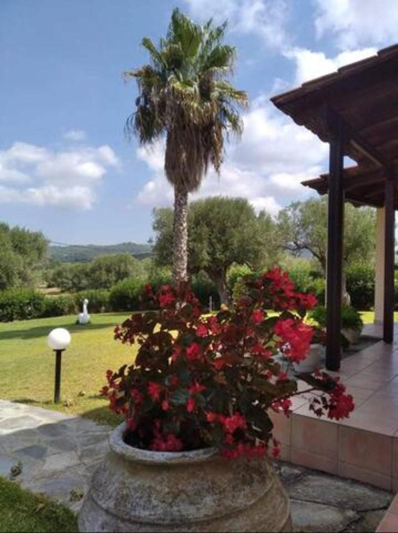 Wonderful Villa With Great View In Posidi-Kalandra Екстериор снимка